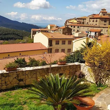 Apartment Bilocale Con Giardino